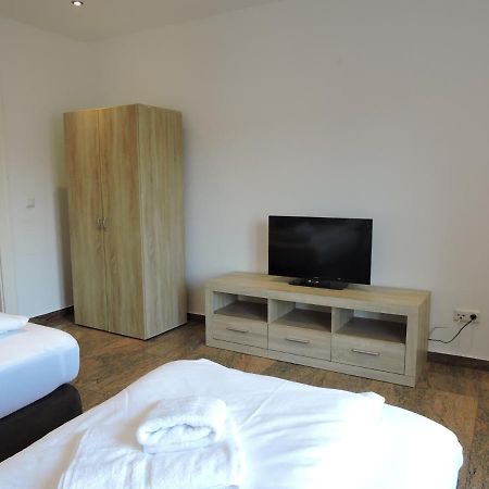 Ferienwohnungen Fabry Sarrebruck Extérieur photo