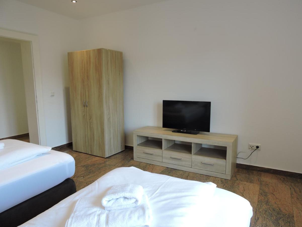 Ferienwohnungen Fabry Sarrebruck Extérieur photo